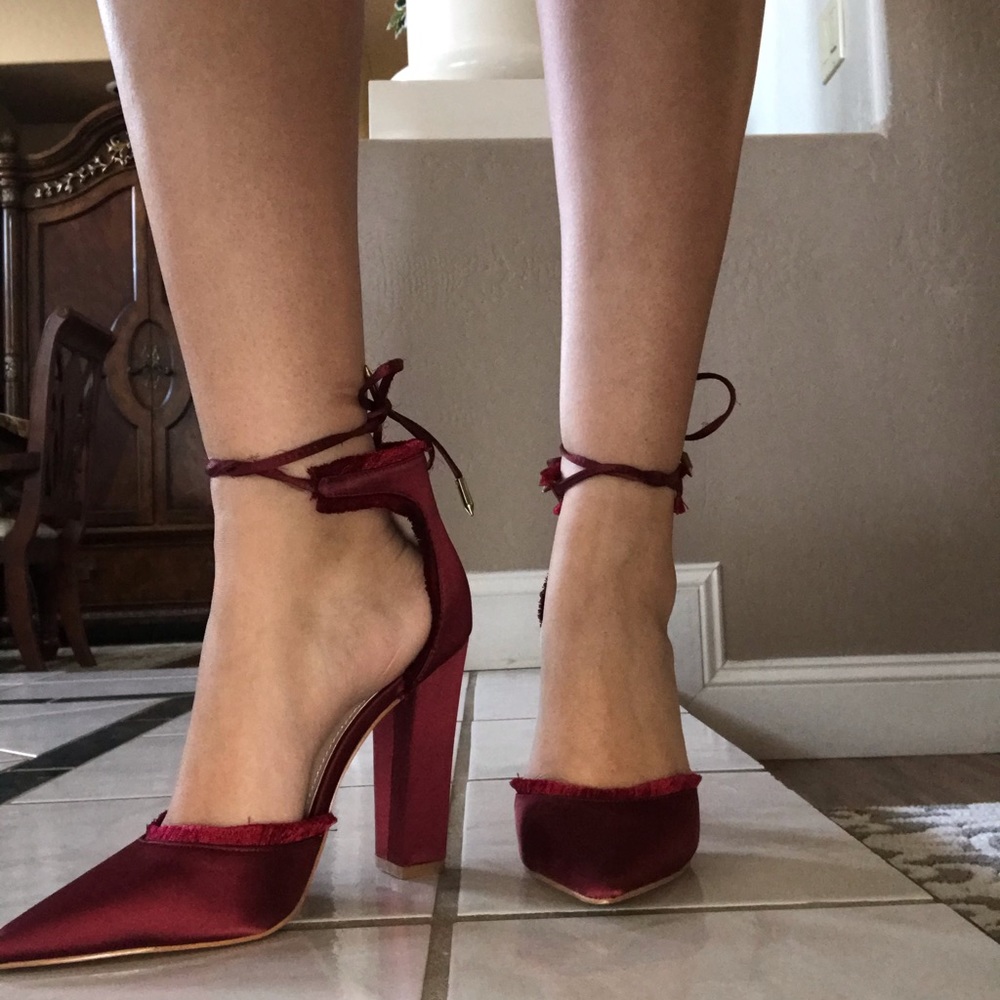 Heels - Picture 6 of 6